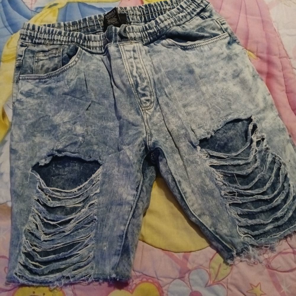 Thrill brand Denim Drawstring Shorts - 1X. (0254)